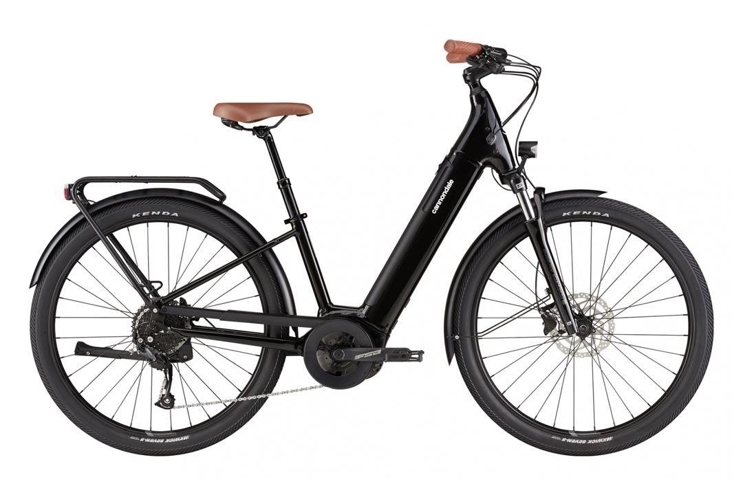 650 U ADVENTURE NEO 3.1 EQ BLK