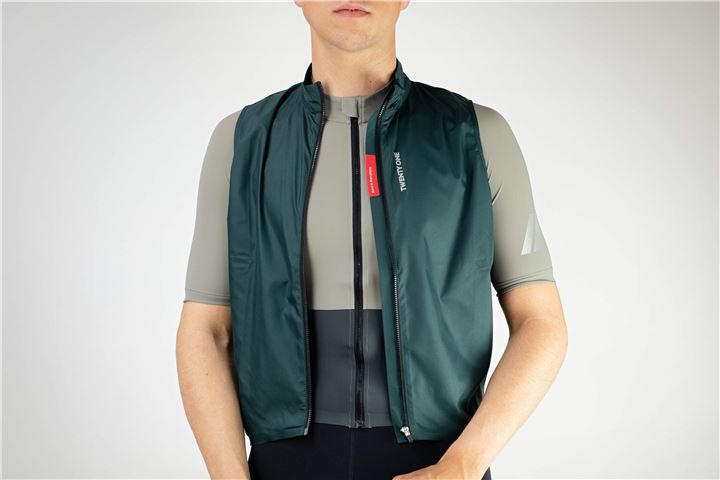 TWENTY ONE FACTORY WIND VEST DARCKOLIVEGREEN